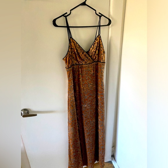 Y2K crushed velvet prom dress - Picture 1 of 3